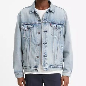 Levi’s trucker jean denim jacket